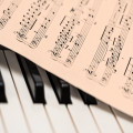 Ontspannen tussen het mailen door? Draai eens klasssieke muziek!