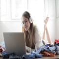 Hoe verdienen artiesten geld met streamingdiensten