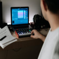 Wat is het verschil tussen een analoge en digitale synthesizer?